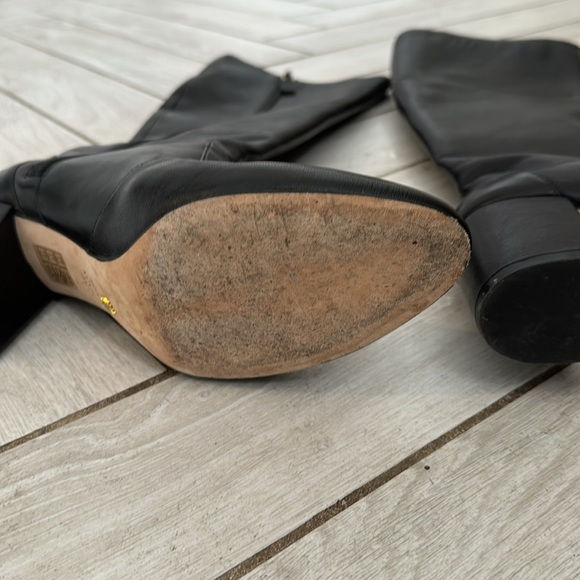 Excellent condition Stuart Weitzman knee high boots size 8.5 - Picture 2 of 2